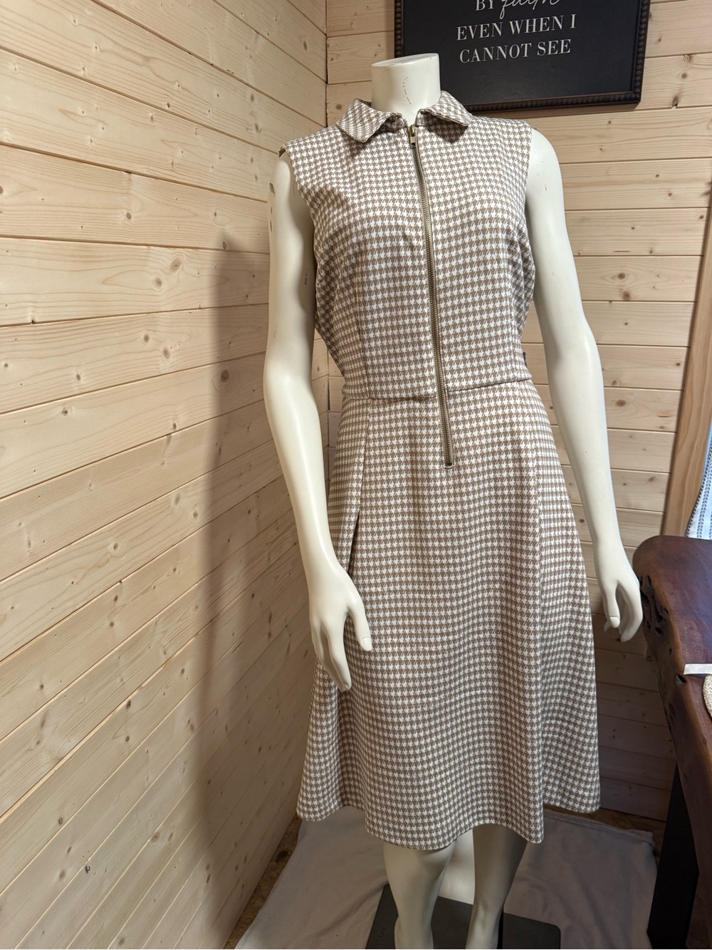 Shelby & Palmer Beige and White Houndstooth Zip-Front A-Line Dress